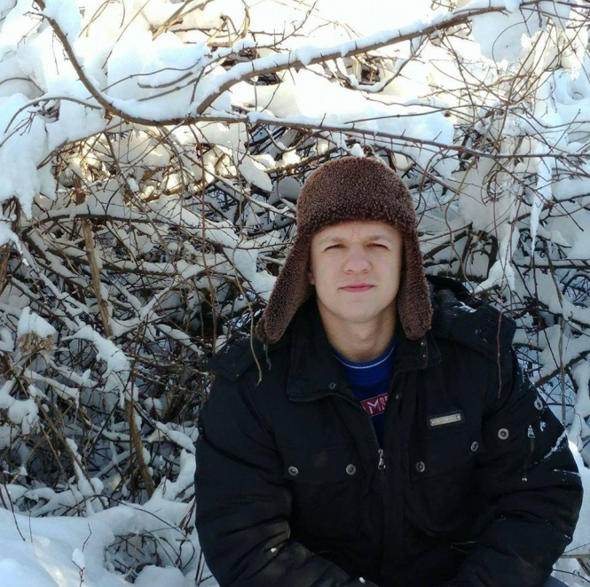 28 декабря полиция закрыла производство об убийстве экологического активиста из поселка Эсхар Харьковской области Николая Тельца, которого нашли повешенным 5 июня в Чугуеве. 