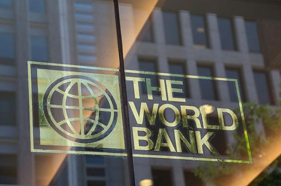 
В украинский бюджет зачислили 349,3 миллиона евро кредита Deutsche Bank, полученного под гарантию Международного банка реконструкции и развития (входящая в группу Всемирного банка). 