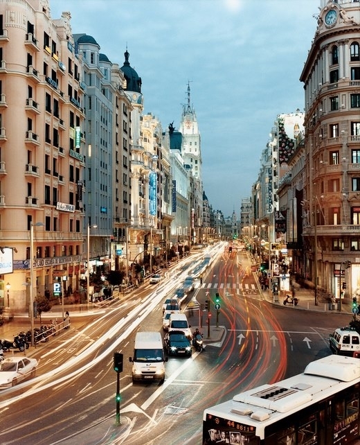 Испанские власти ввели новые ограничения на движение в центре столицы страны, Мадриде, направленные на уменьшение загрязнения воздуха на 40%. 
