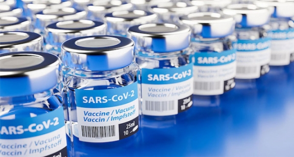 Глава европейского отдела Всемирной организации здравоохранения Ганс Клюге заявил, что обязательная вакцинация против коронавируса должна быть "абсолютной крайней мерой". 